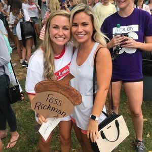 Meet your Posher, Anna